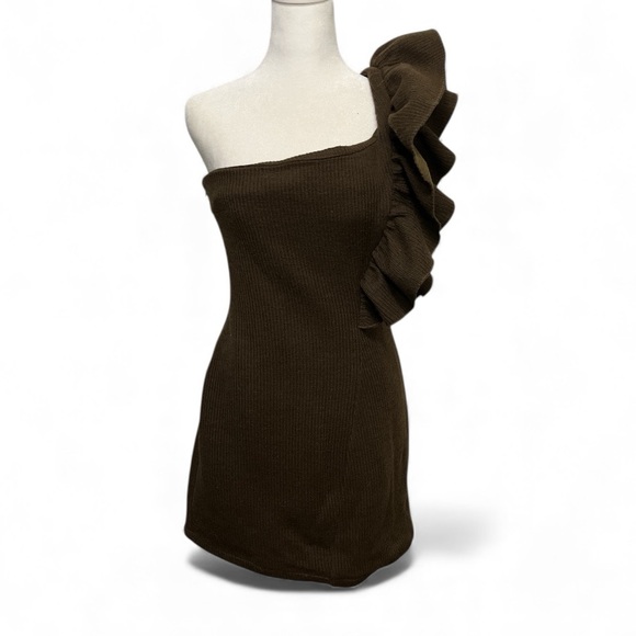 Ghospell One Shoulder Ruffle Ribbed Sweater Dress - Picture 4 of 17